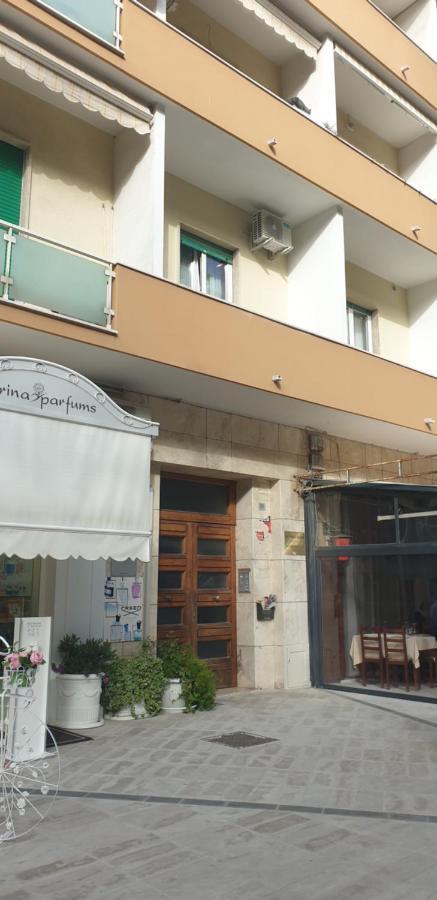 Regina Elena Al Mare Pescara Exterior foto